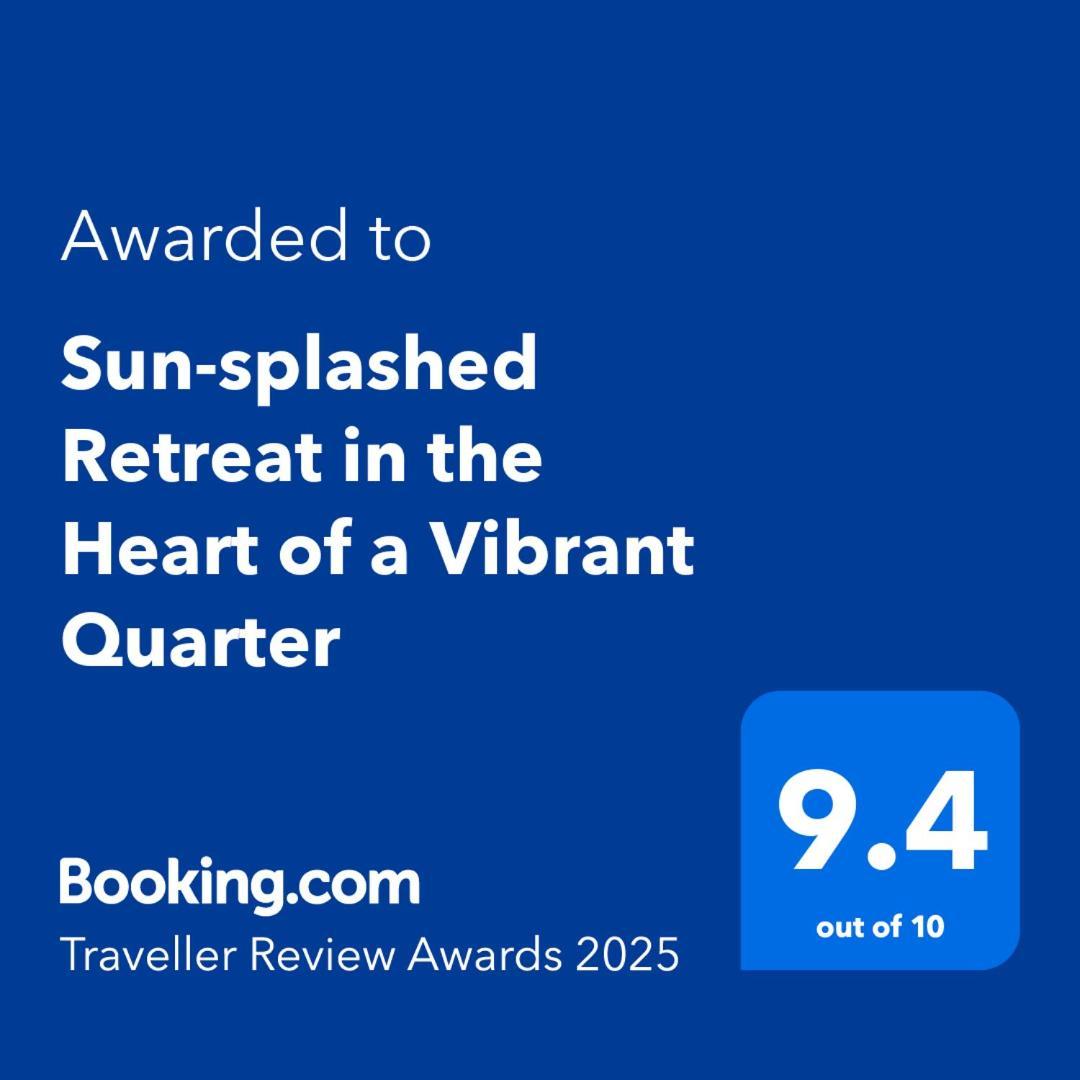 Sun-Splashed Retreat In The Heart Of A Vibrant Quarter Budapest Eksteriør bilde